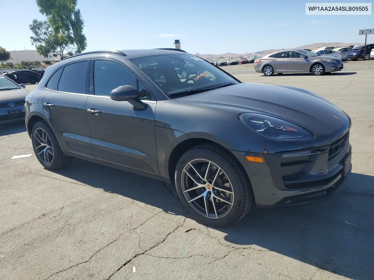 2025 Porsche Macan Base VIN: WP1AA2A54SLB09505 Lot: 62733855