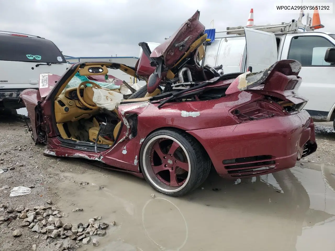 2000 Porsche 911 Carrera 2 VIN: WP0CA2995YS651292 Lot: 52580835