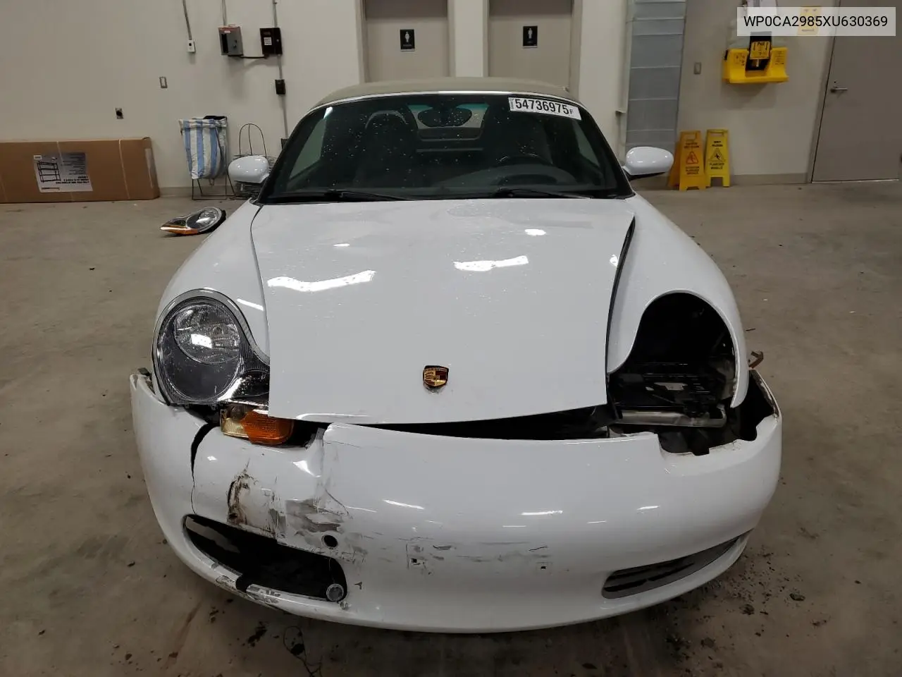 1999 Porsche Boxster VIN: WP0CA2985XU630369 Lot: 54736975