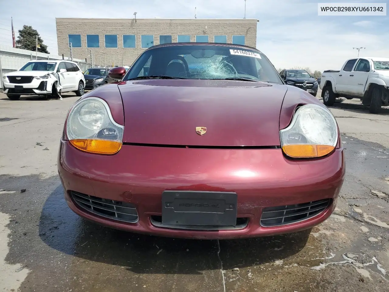 2000 Porsche Boxster S VIN: WP0CB298XYU661342 Lot: 54160375