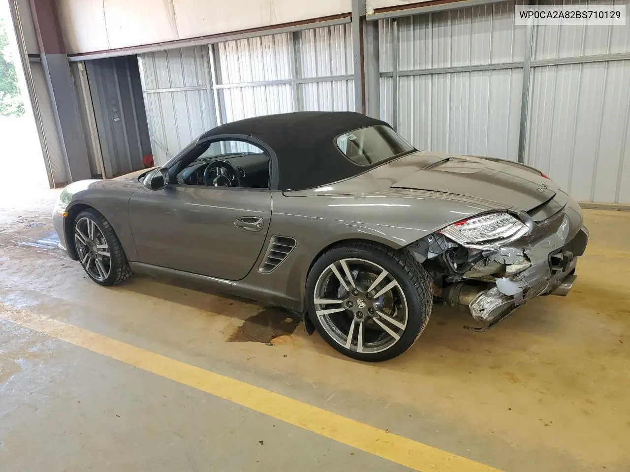 2011 Porsche Boxster VIN: WP0CA2A82BS710129 Lot: 61922085