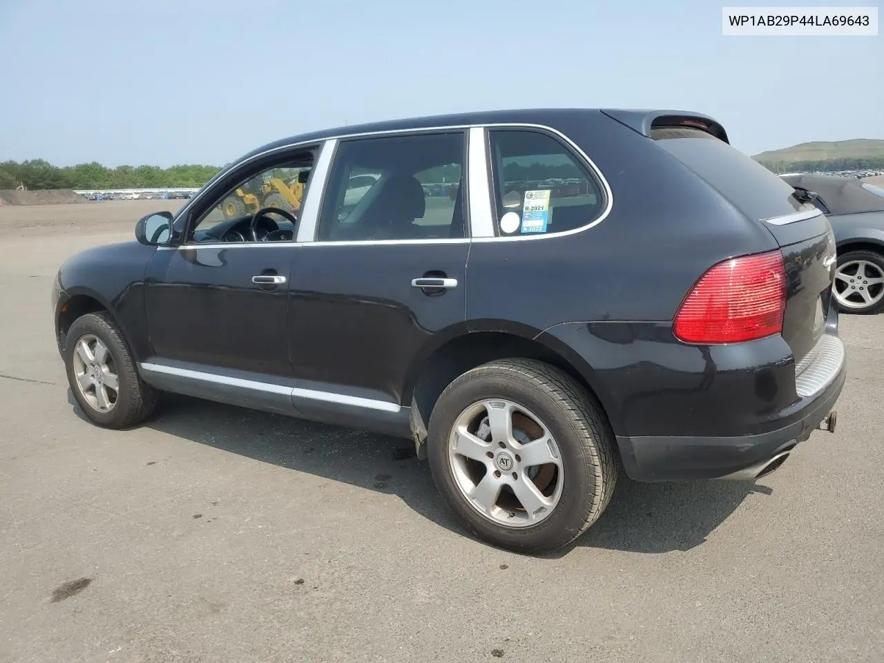 2004 Porsche Cayenne S VIN: WP1AB29P44LA69643 Lot: 59864255