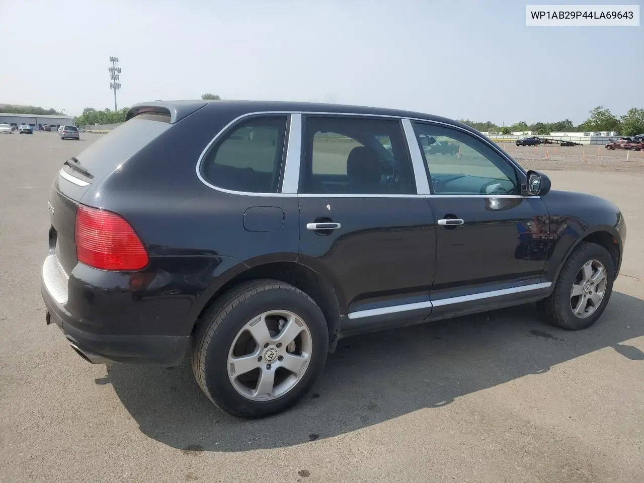 2004 Porsche Cayenne S VIN: WP1AB29P44LA69643 Lot: 59864255