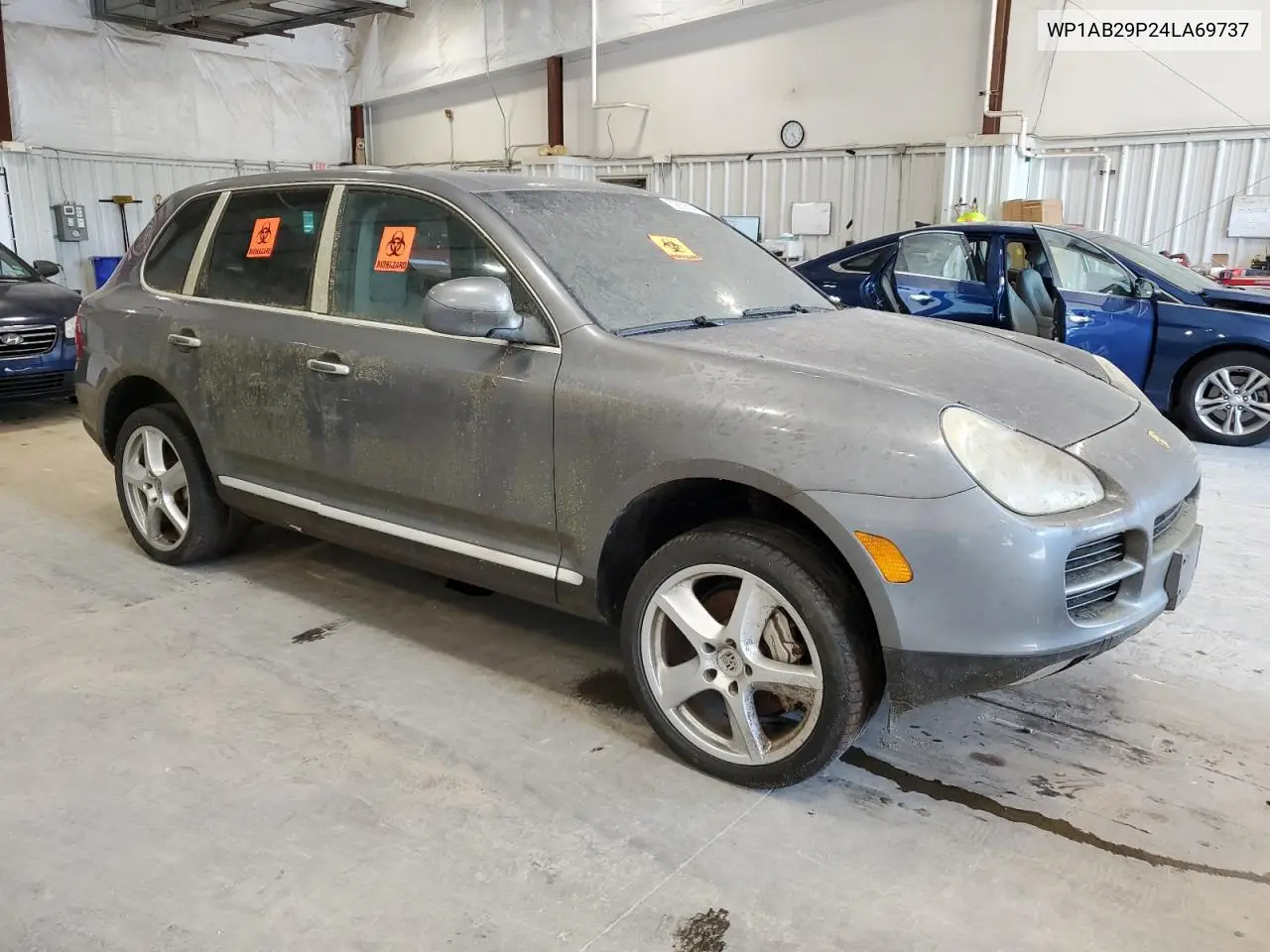 2004 Porsche Cayenne S VIN: WP1AB29P24LA69737 Lot: 59908245
