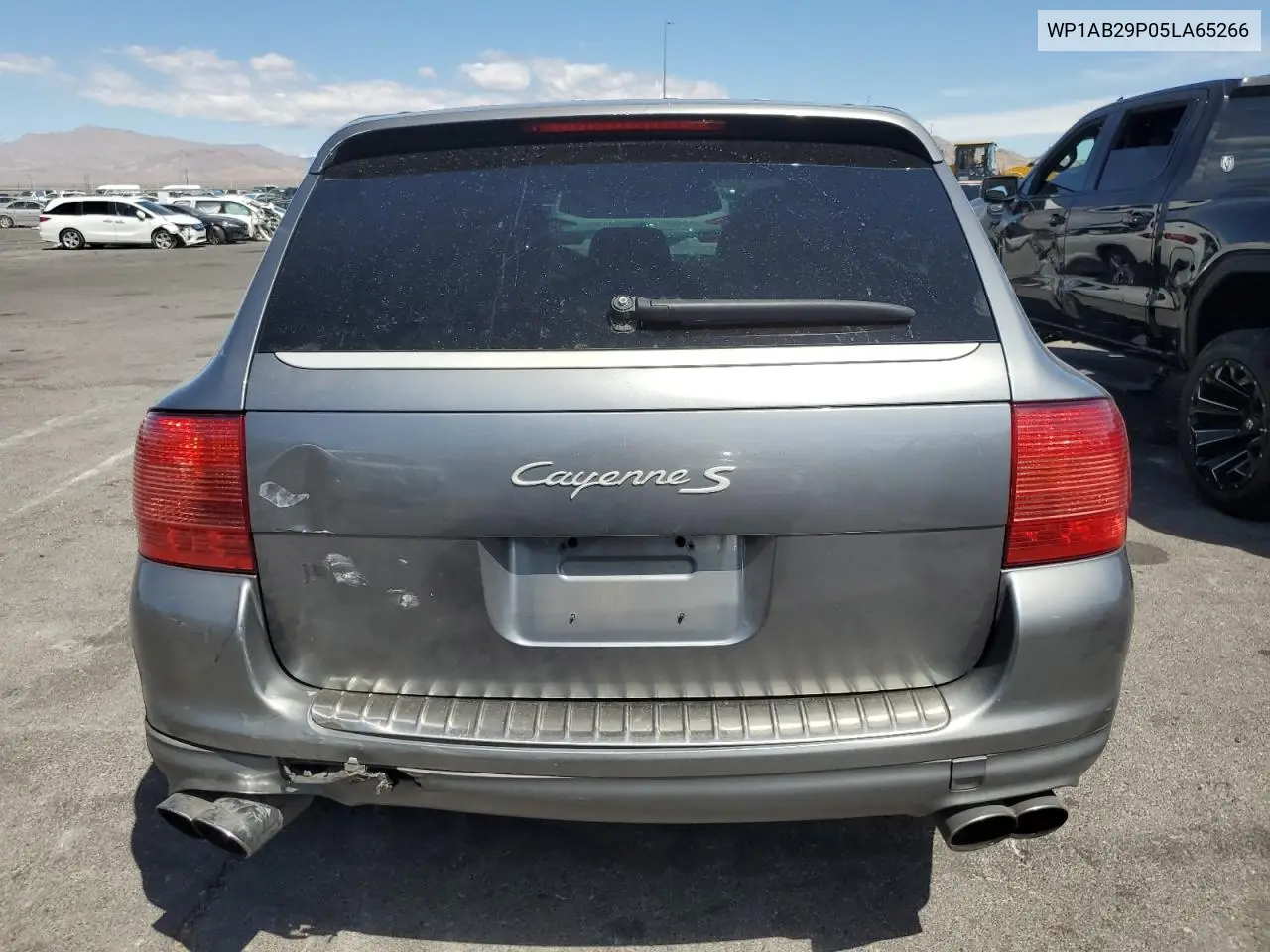 2005 Porsche Cayenne S VIN: WP1AB29P05LA65266 Lot: 54900635