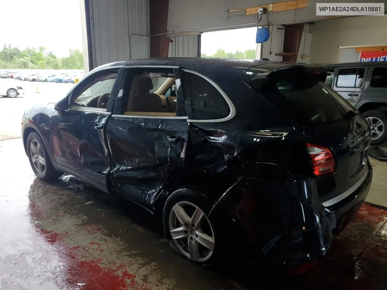 2013 Porsche Cayenne S Hybrid VIN: WP1AE2A24DLA15881 Lot: 61394285