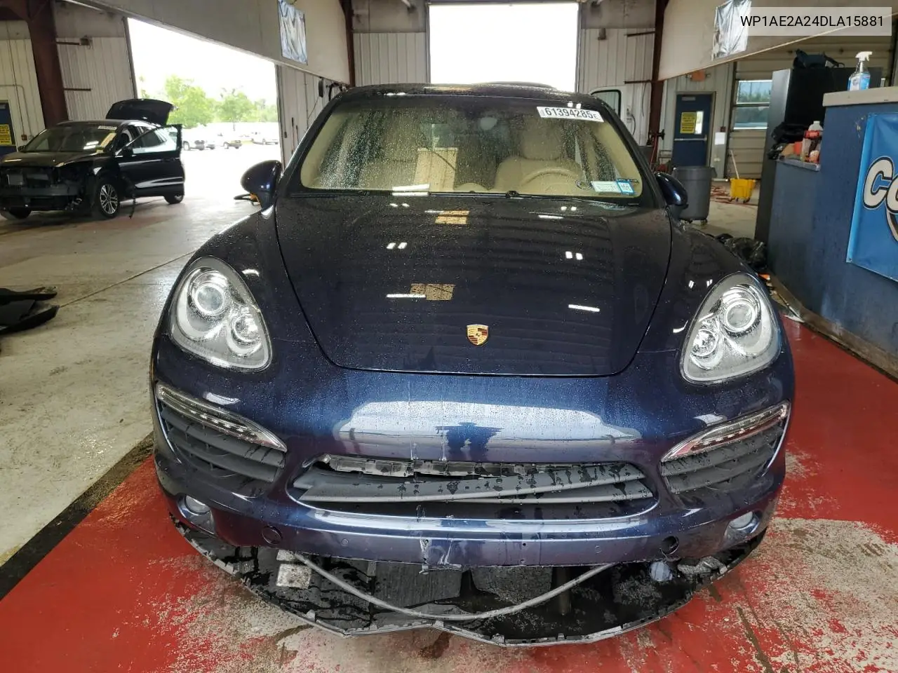2013 Porsche Cayenne S Hybrid VIN: WP1AE2A24DLA15881 Lot: 61394285