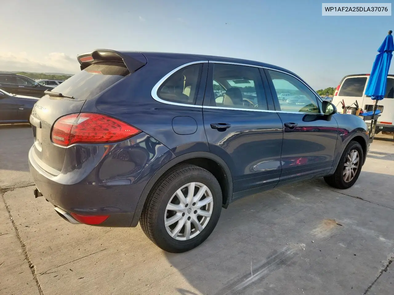 2013 Porsche Cayenne VIN: WP1AF2A25DLA37076 Lot: 62026655