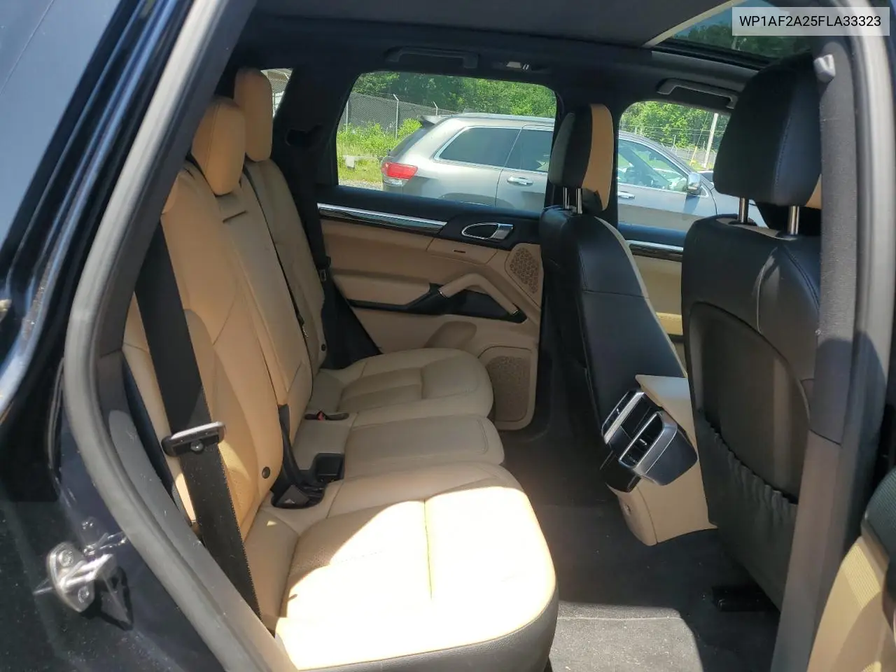 2015 Porsche Cayenne VIN: WP1AF2A25FLA33323 Lot: 61576375