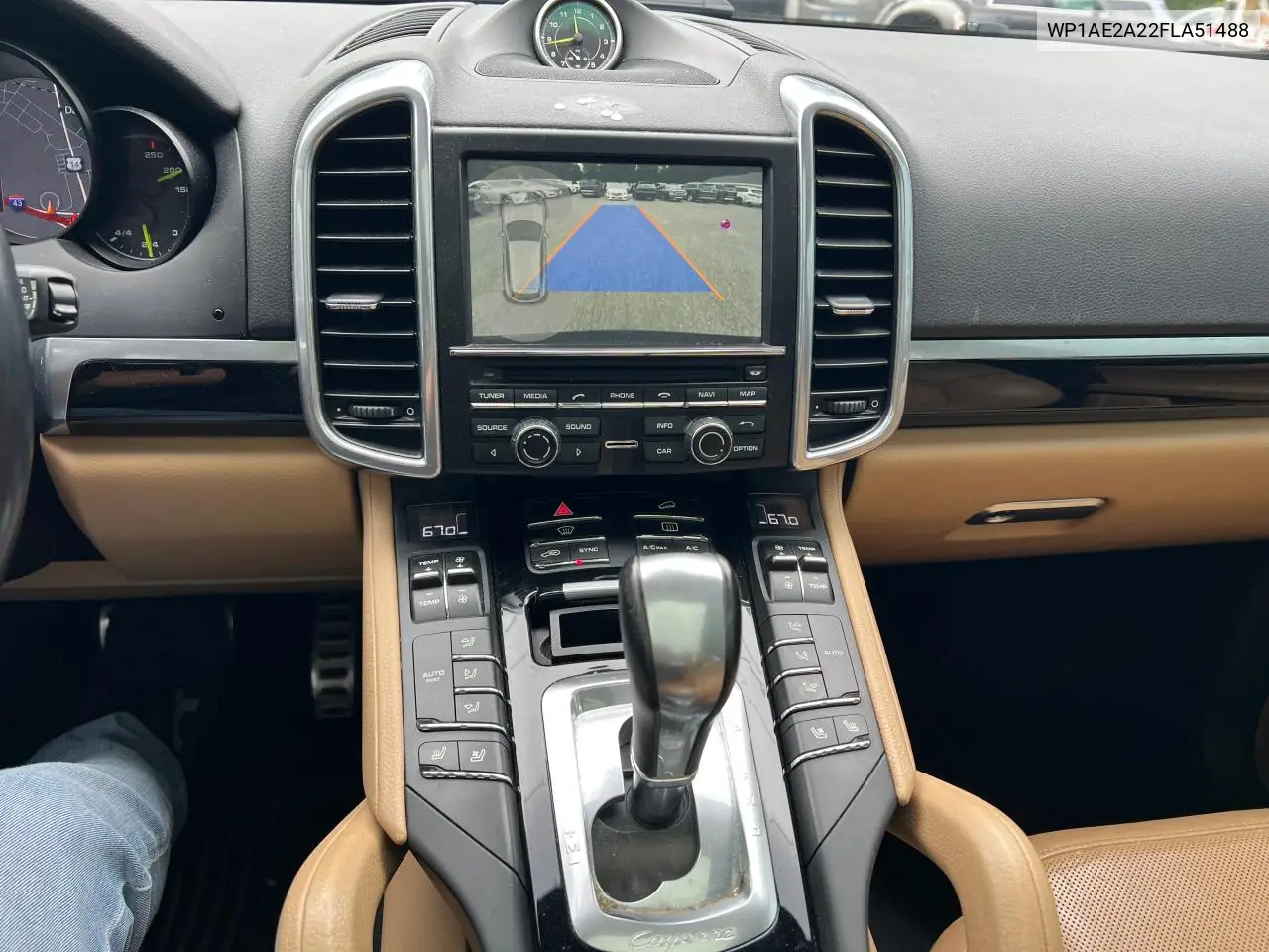2015 Porsche Cayenne Se Hybrid VIN: WP1AE2A22FLA51488 Lot: 63196055
