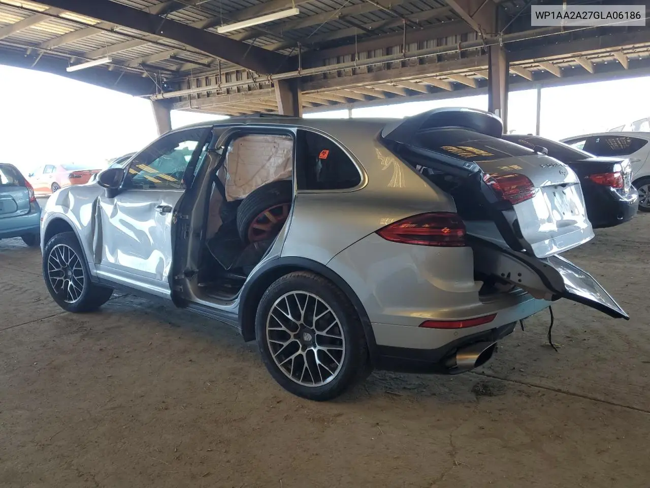 2016 Porsche Cayenne VIN: WP1AA2A27GLA06186 Lot: 49915435