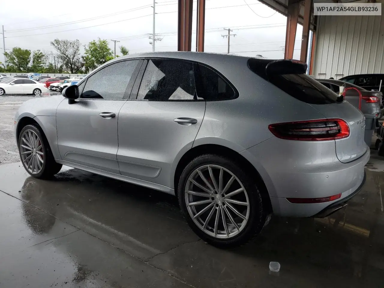 2016 Porsche Macan Turbo VIN: WP1AF2A54GLB93236 Lot: 56667095