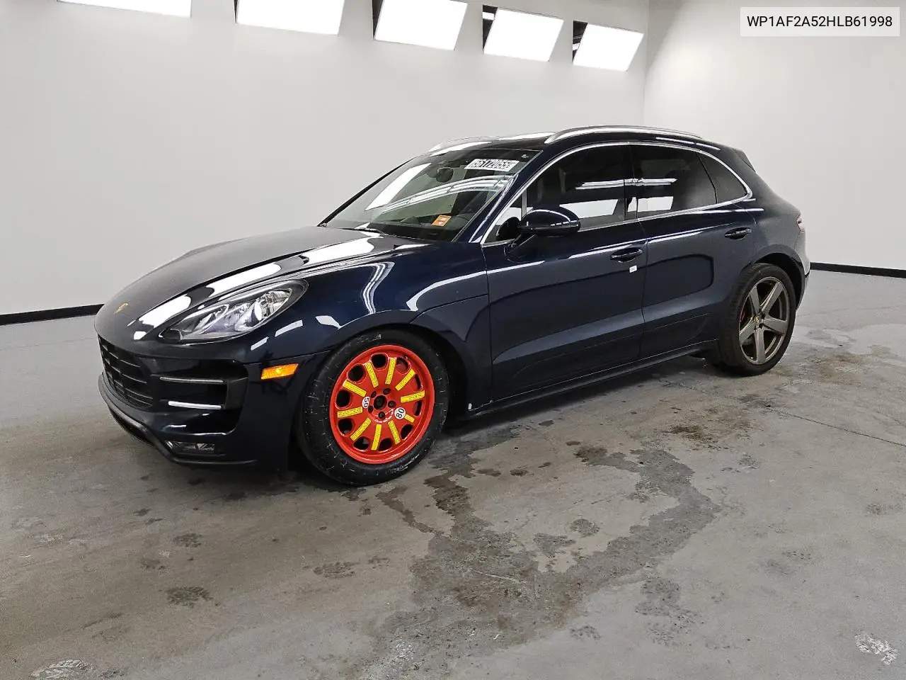 2017 Porsche Macan Turbo VIN: WP1AF2A52HLB61998 Lot: 56172055