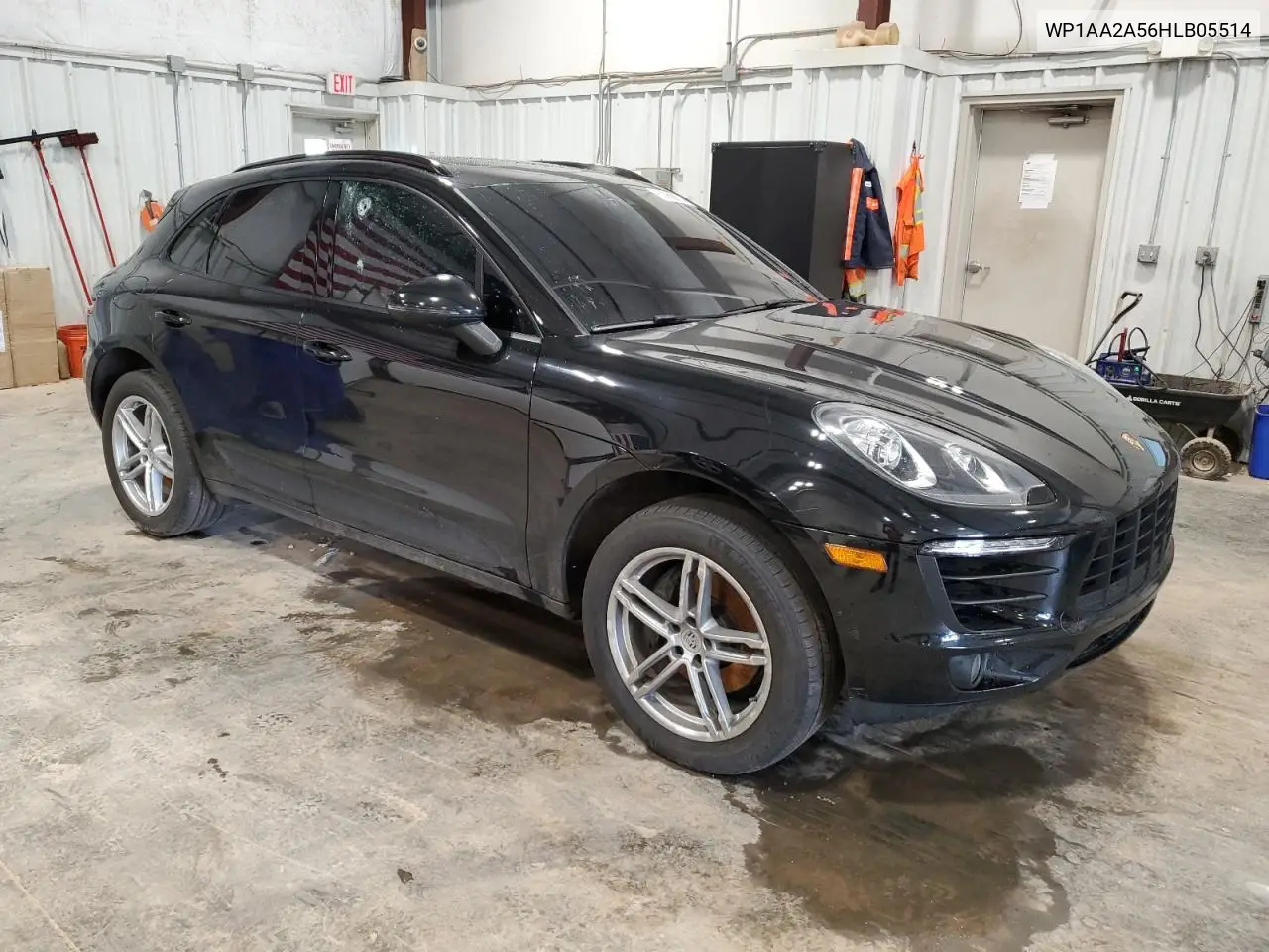 2017 Porsche Macan VIN: WP1AA2A56HLB05514 Lot: 60966855