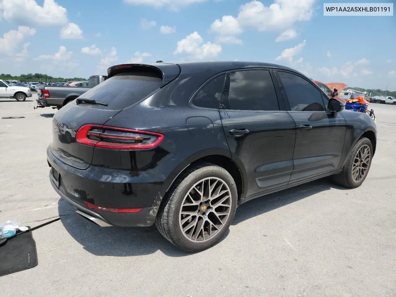 2017 Porsche Macan VIN: WP1AA2A5XHLB01191 Lot: 61559445