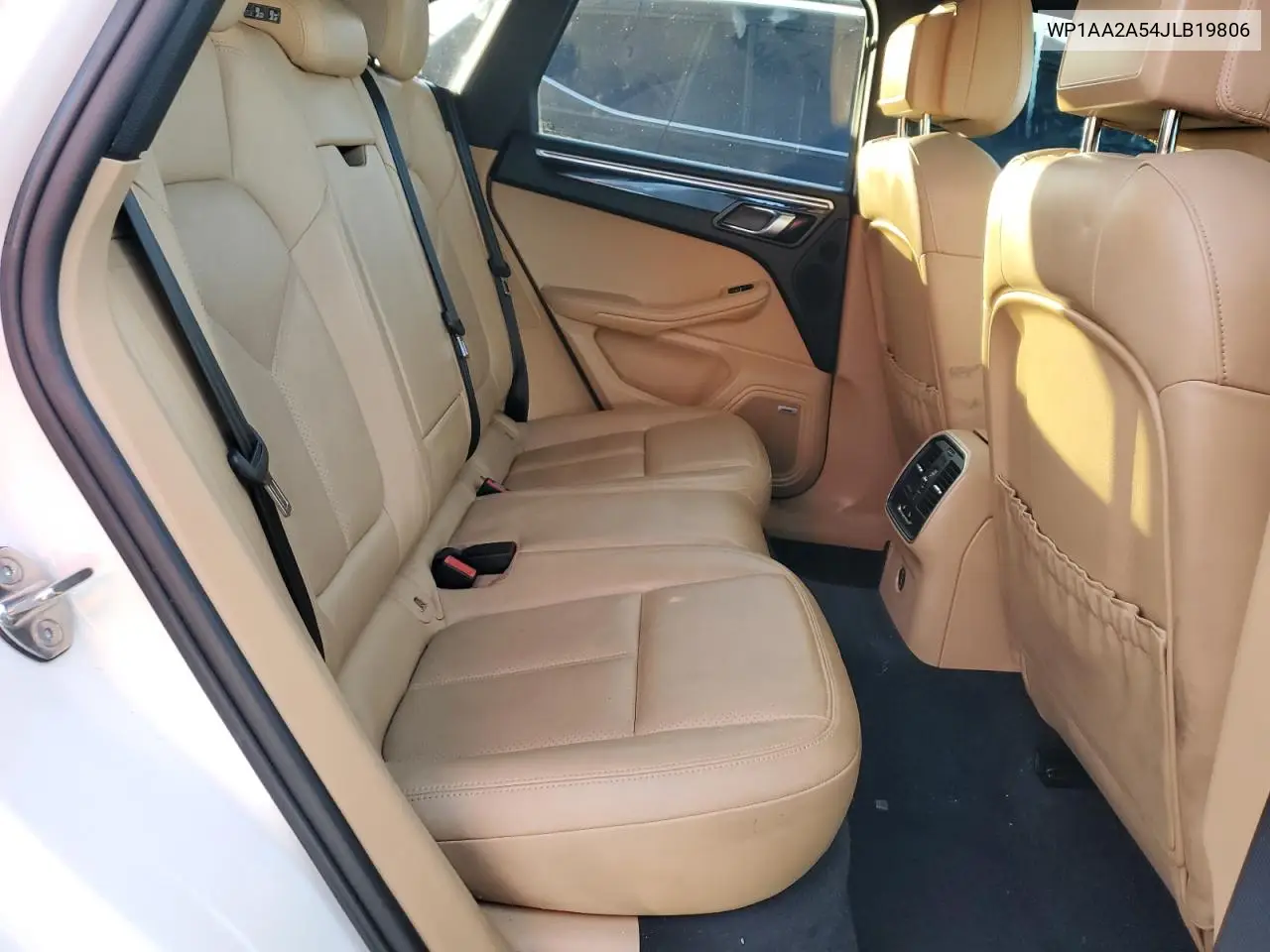 2018 Porsche Macan VIN: WP1AA2A54JLB19806 Lot: 41476185