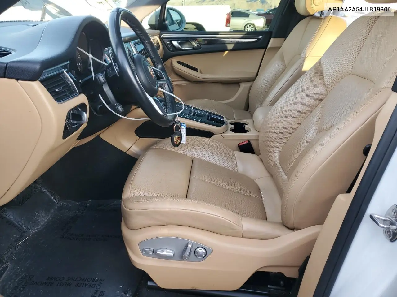 2018 Porsche Macan VIN: WP1AA2A54JLB19806 Lot: 41476185
