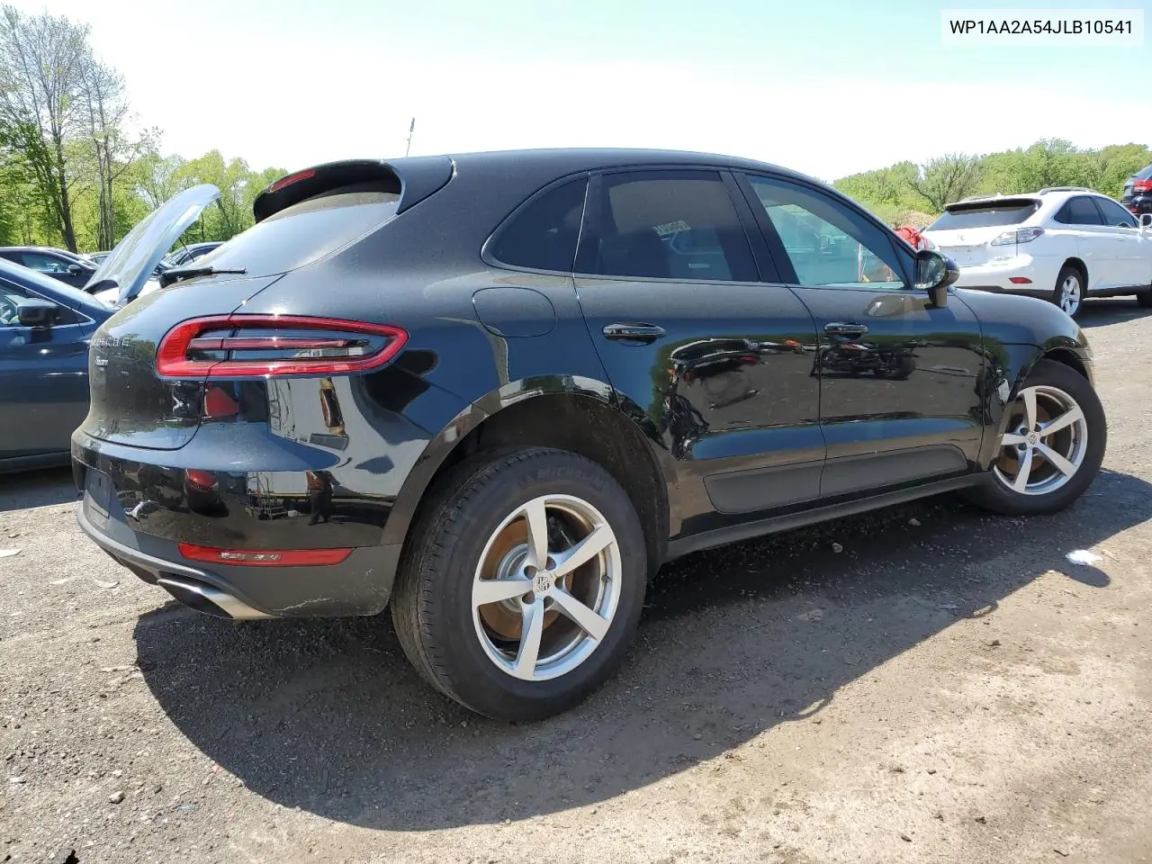 2018 Porsche Macan VIN: WP1AA2A54JLB10541 Lot: 56201405