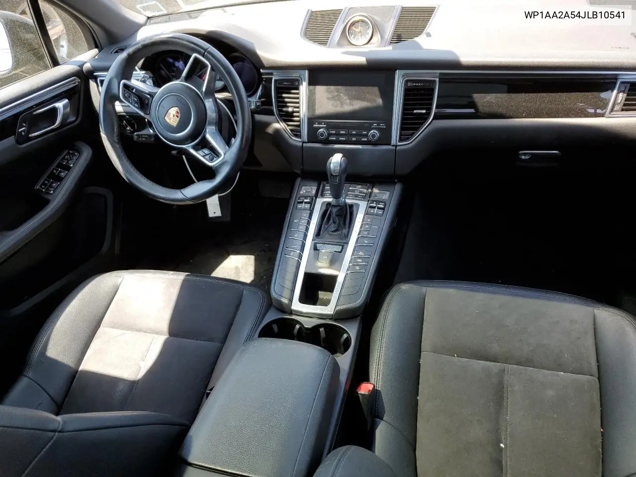 2018 Porsche Macan VIN: WP1AA2A54JLB10541 Lot: 56201405