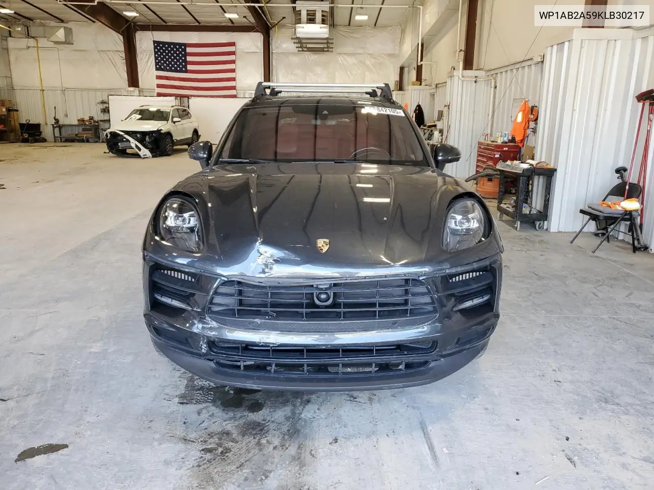2019 Porsche Macan S VIN: WP1AB2A59KLB30217 Lot: 55842105