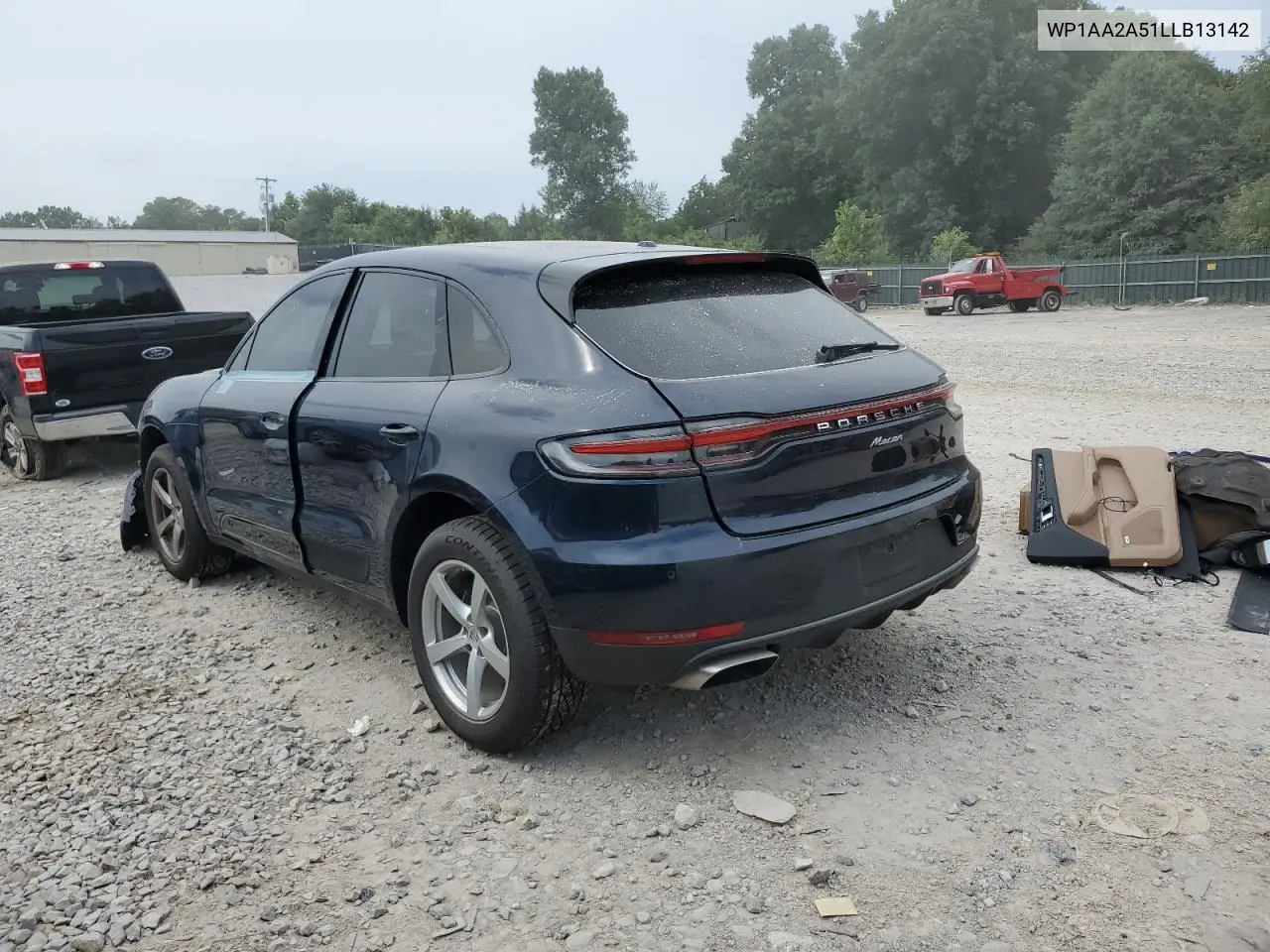 2020 Porsche Macan VIN: WP1AA2A51LLB13142 Lot: 61010475
