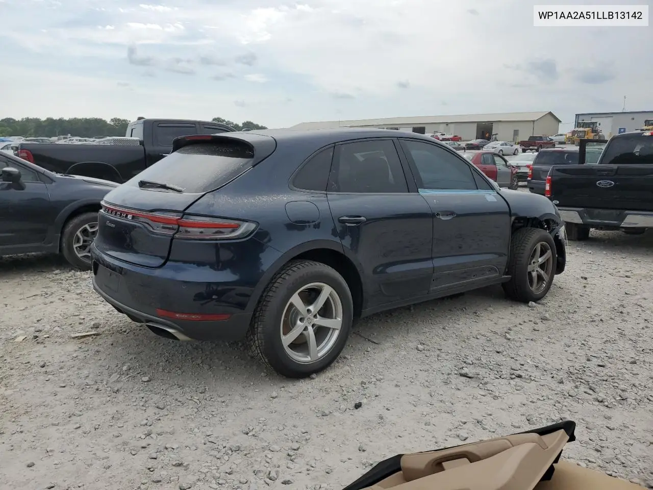 2020 Porsche Macan VIN: WP1AA2A51LLB13142 Lot: 61010475