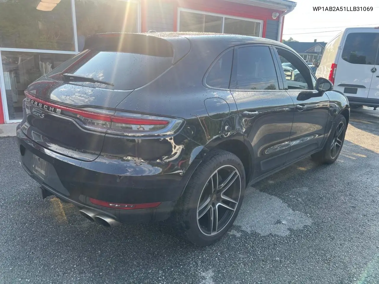 2020 Porsche Macan S VIN: WP1AB2A51LLB31069 Lot: 62879595