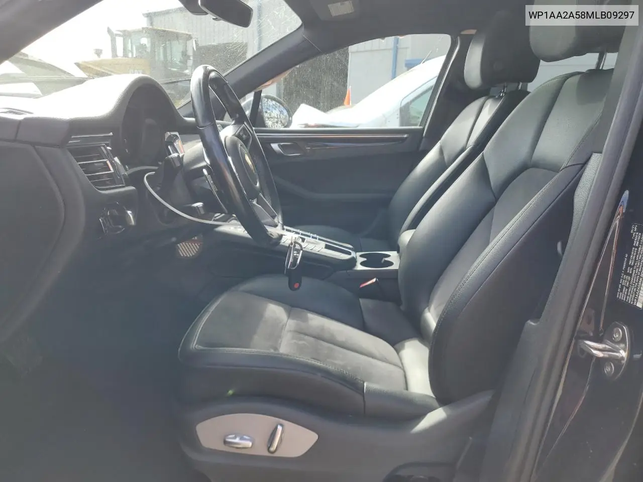 2021 Porsche Macan VIN: WP1AA2A58MLB09297 Lot: 56110355