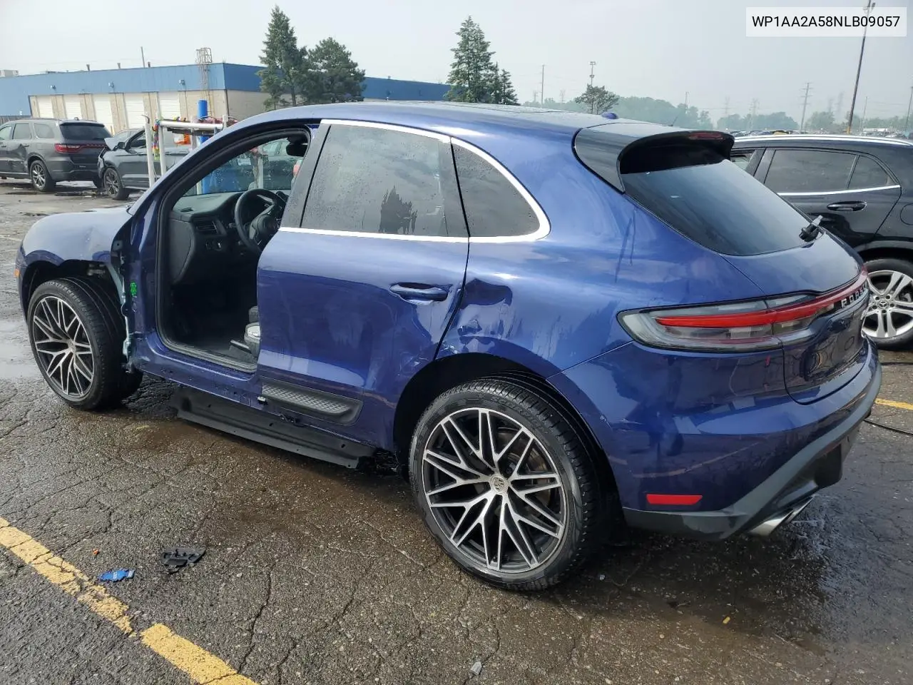 2022 Porsche Macan VIN: WP1AA2A58NLB09057 Lot: 59792385