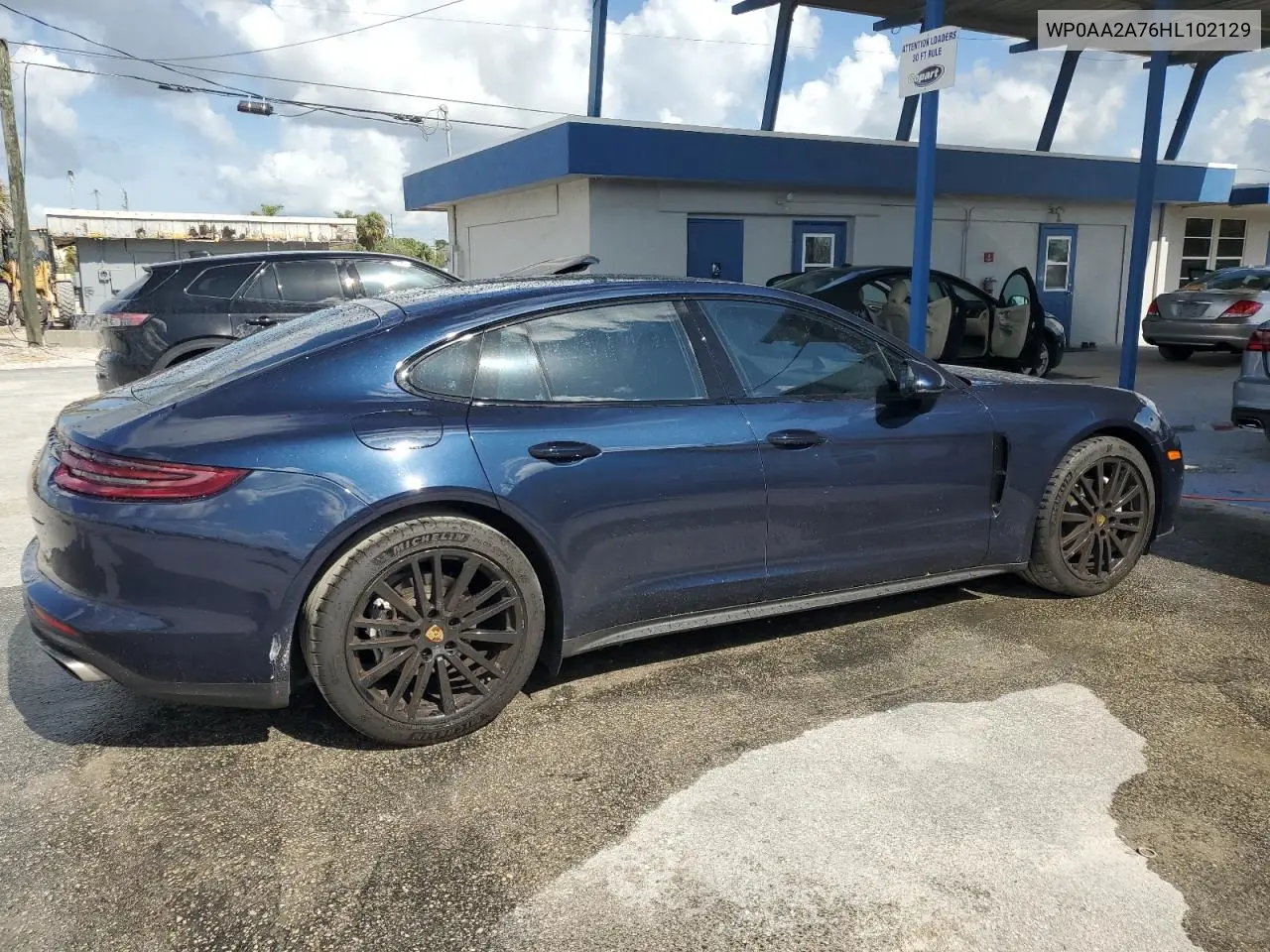 2017 Porsche Panamera 2 VIN: WP0AA2A76HL102129 Lot: 61036005