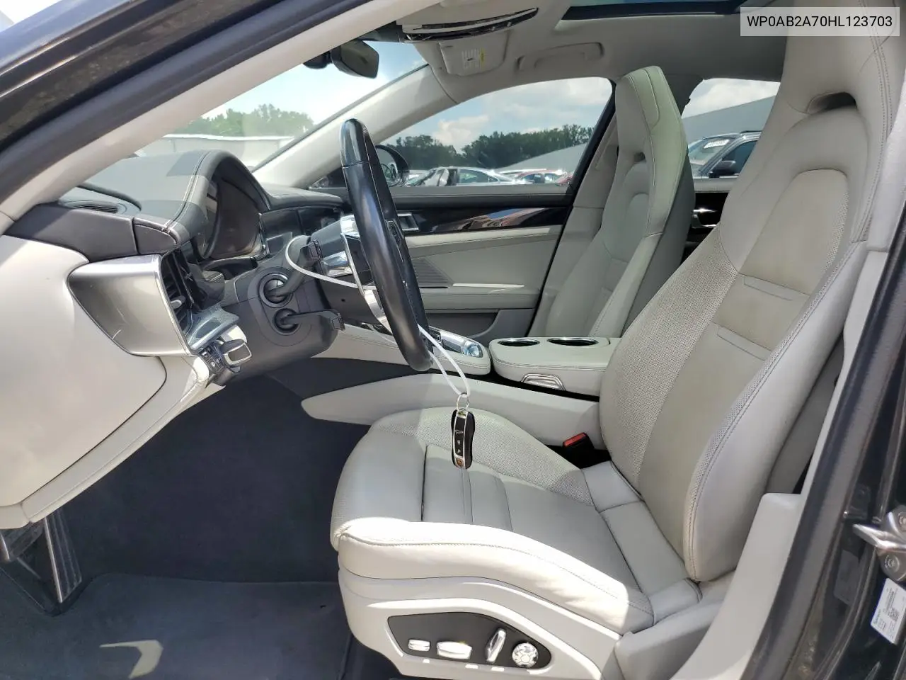 2017 Porsche Panamera 4S VIN: WP0AB2A70HL123703 Lot: 61076775