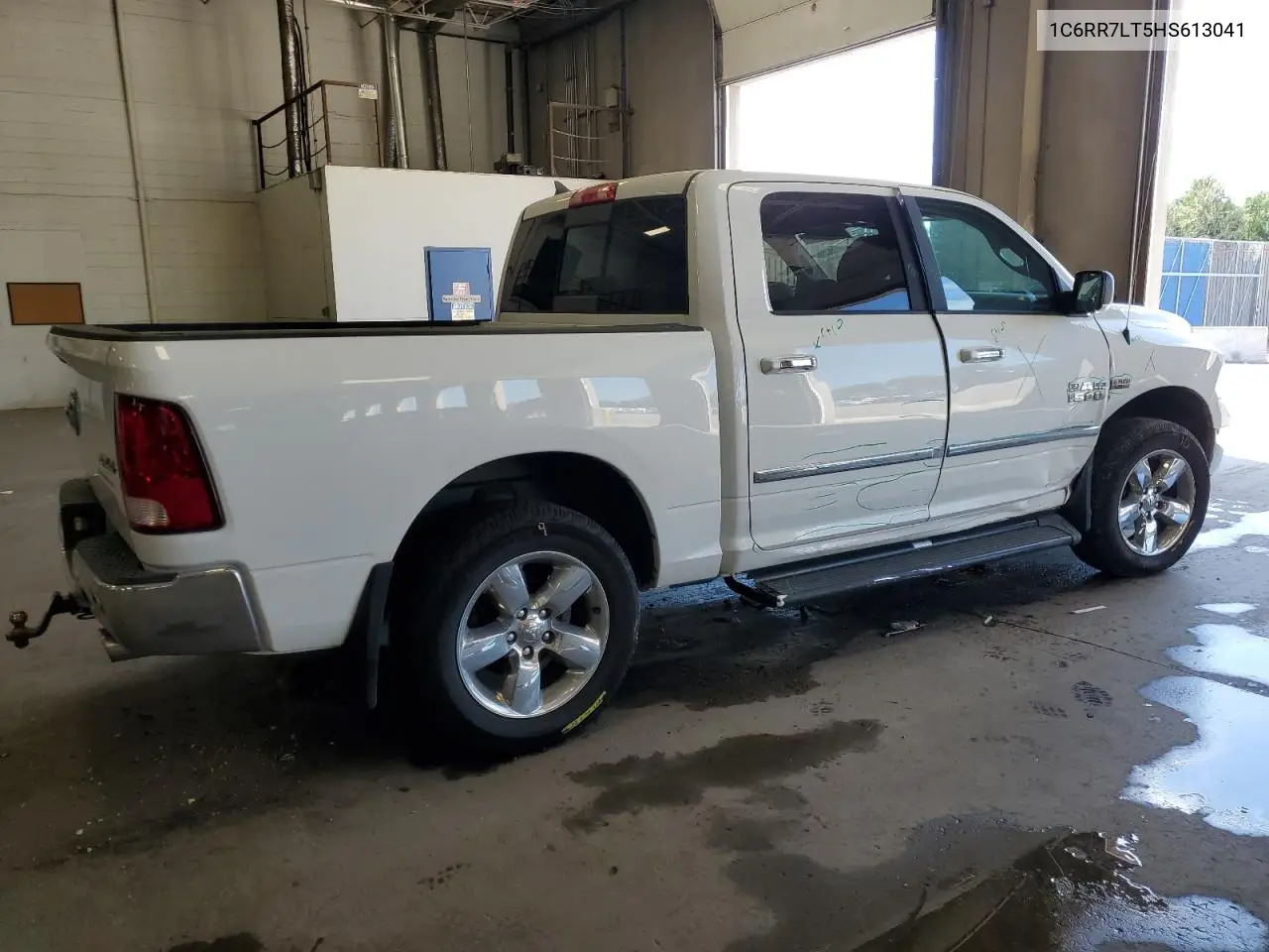 2017 Ram 1500 Slt VIN: 1C6RR7LT5HS613041 Lot: 63640055
