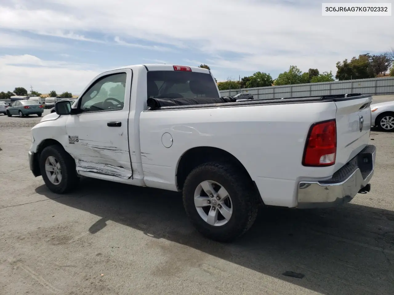 2019 Ram 1500 Classic Tradesman VIN: 3C6JR6AG7KG702332 Lot: 62738585