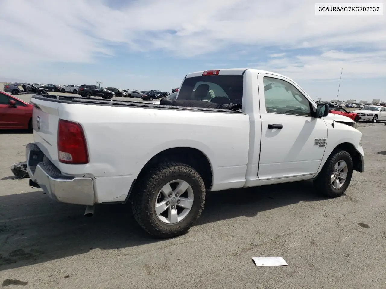 2019 Ram 1500 Classic Tradesman VIN: 3C6JR6AG7KG702332 Lot: 62738585