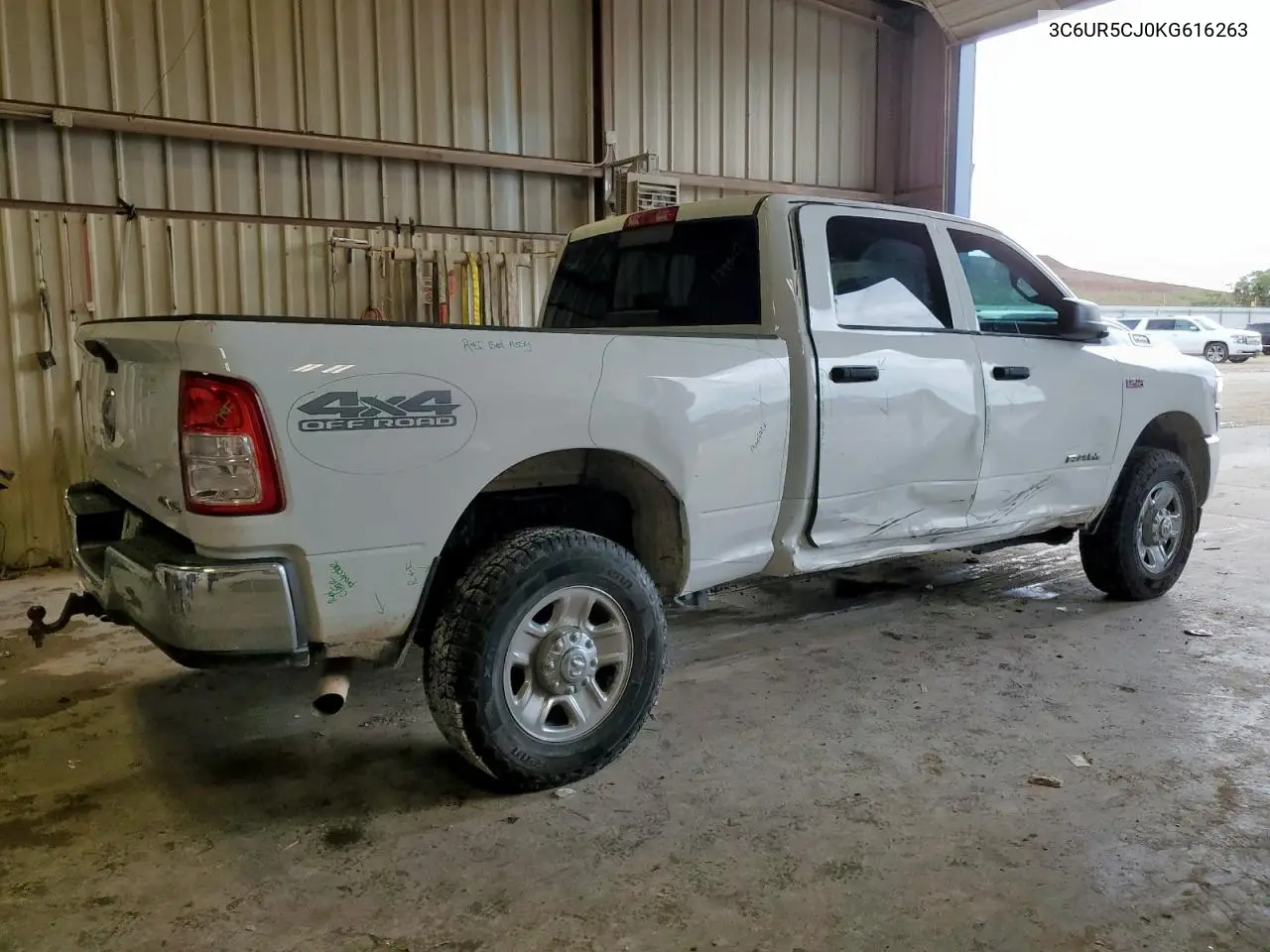 2019 Ram 2500 Tradesman VIN: 3C6UR5CJ0KG616263 Lot: 63328015