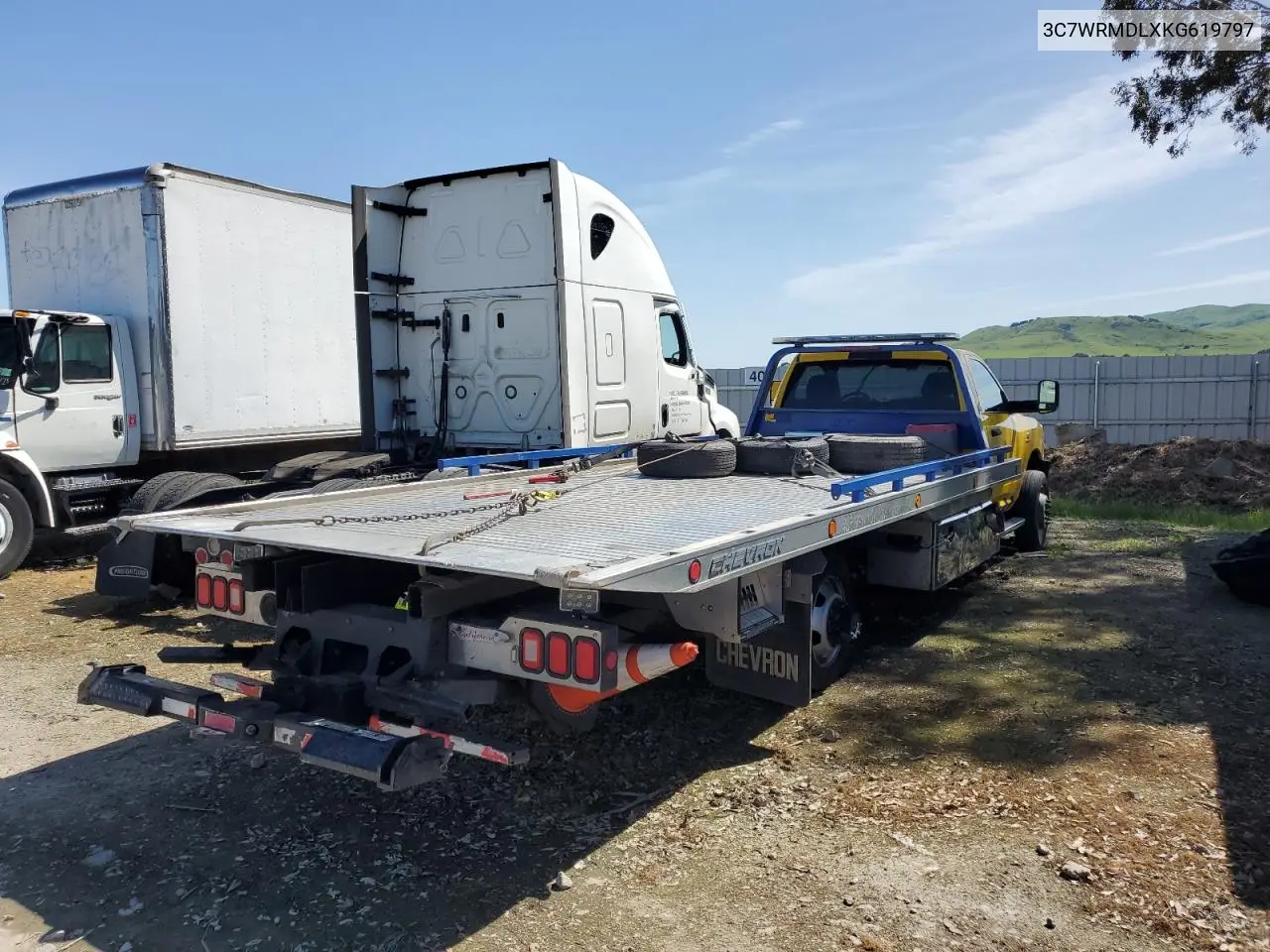 2019 Ram 5500 Rollback Truck VIN: 3C7WRMDLXKG619797 Lot: 50052255