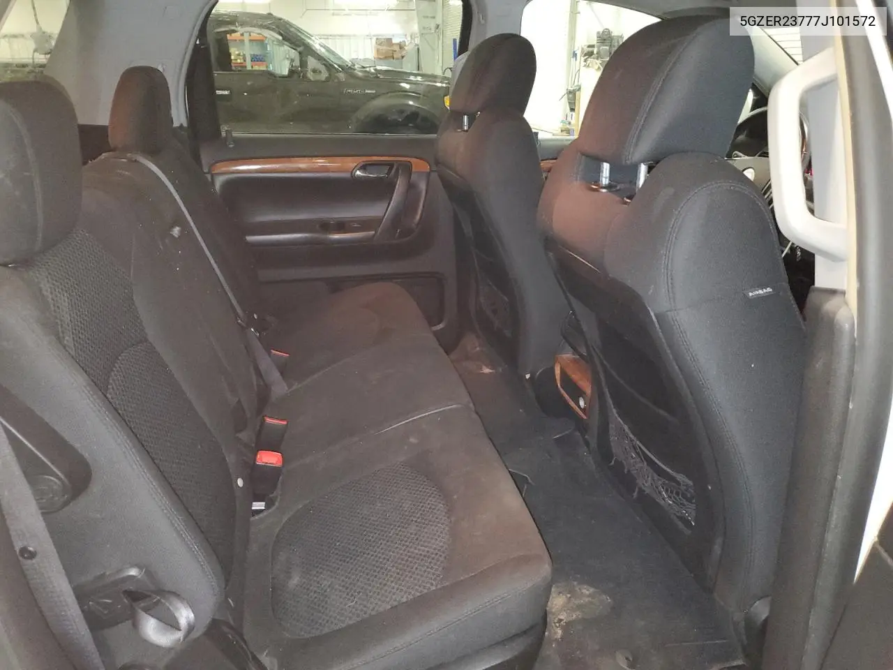 2007 Saturn Outlook Xr VIN: 5GZER23777J101572 Lot: 65717685