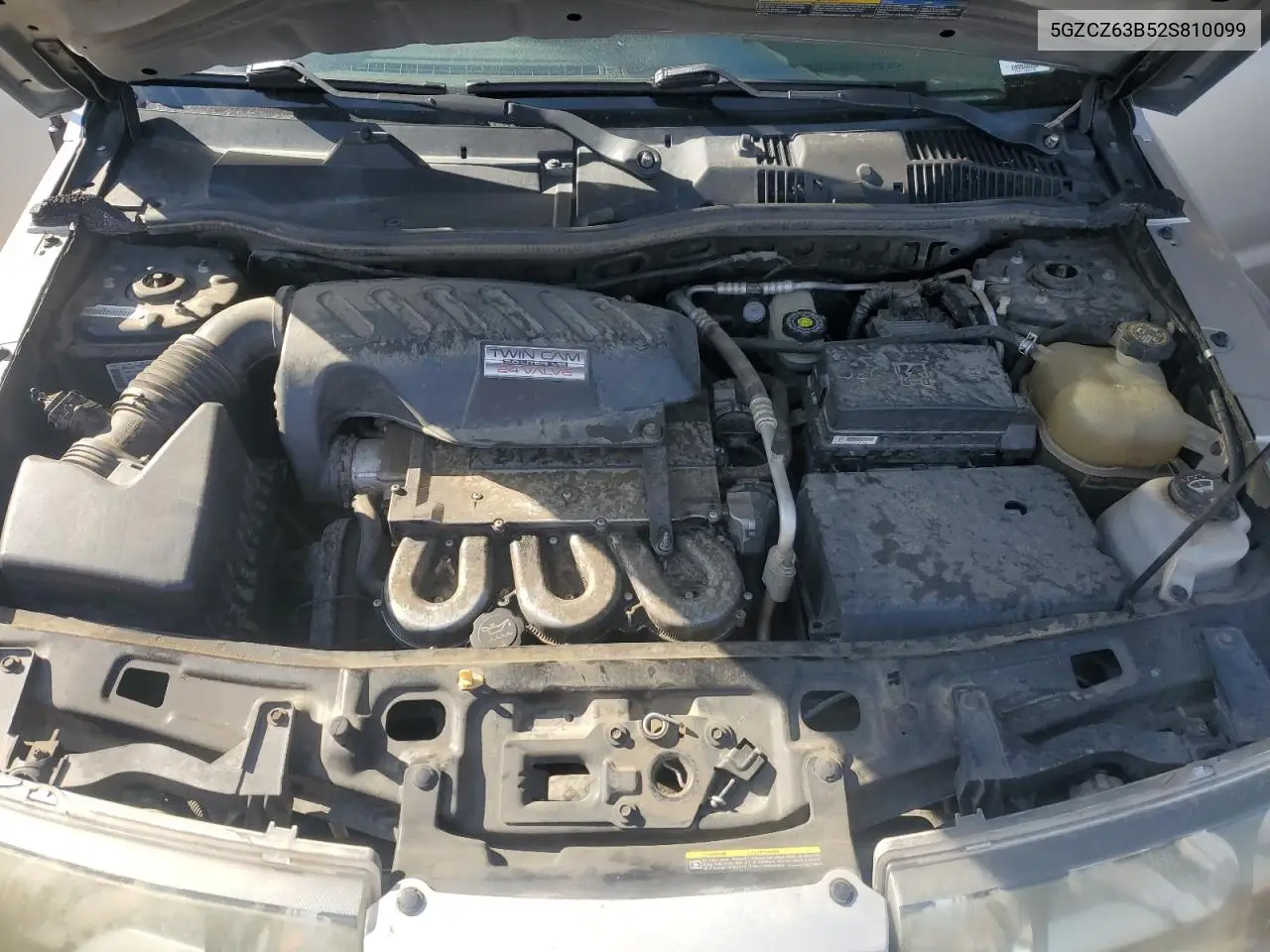 2002 Saturn Vue VIN: 5GZCZ63B52S810099 Lot: 55864105