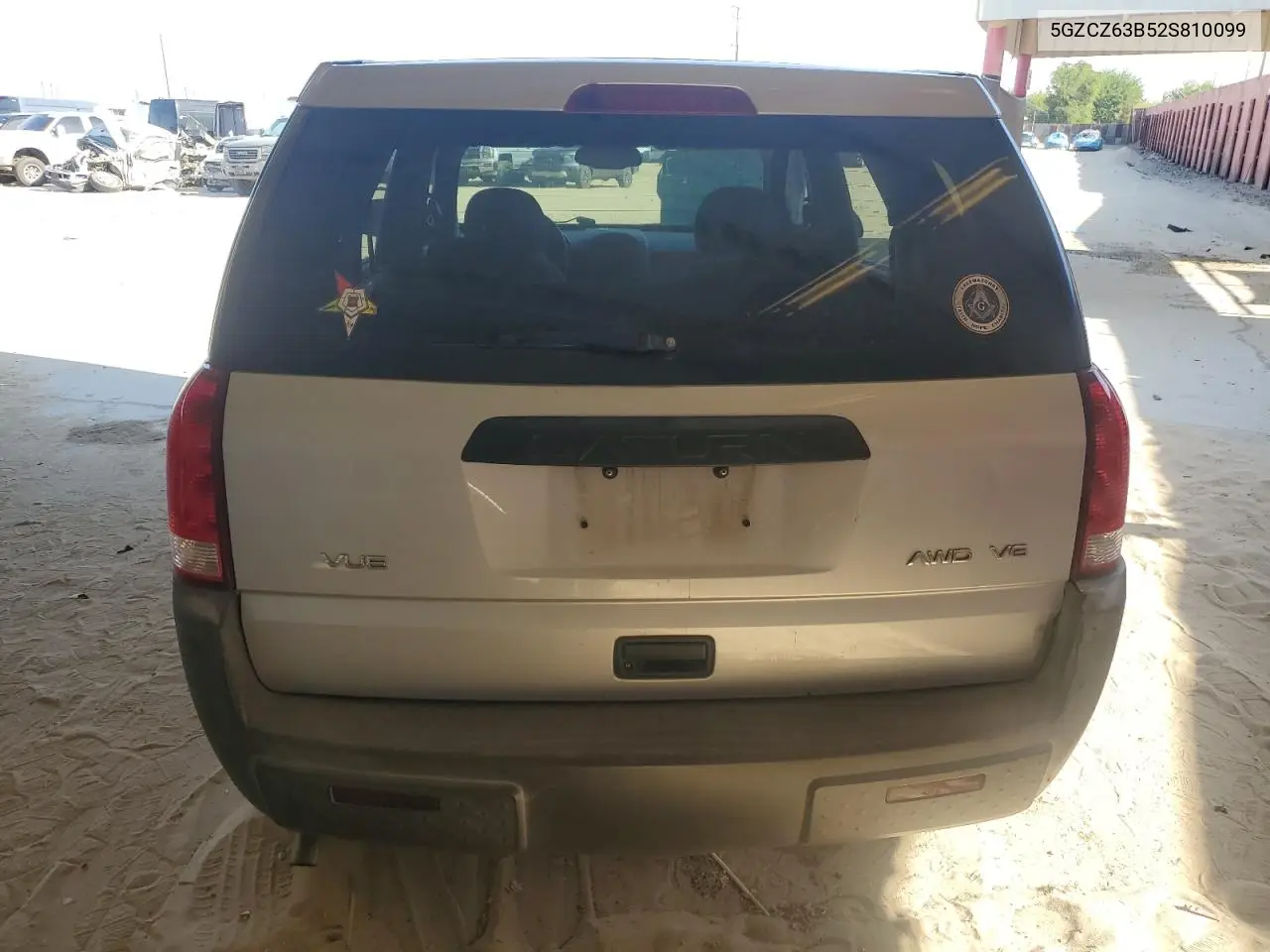 2002 Saturn Vue VIN: 5GZCZ63B52S810099 Lot: 55864105