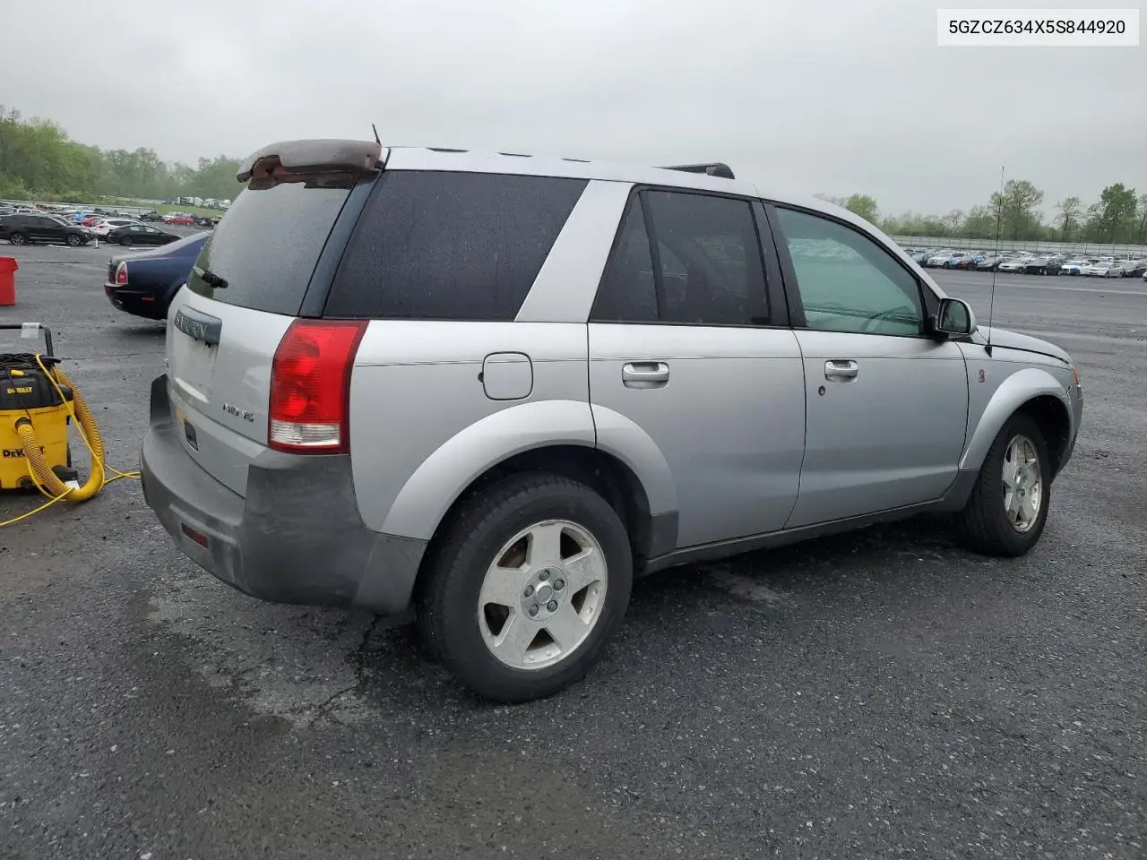 2005 Saturn Vue VIN: 5GZCZ634X5S844920 Lot: 55912175