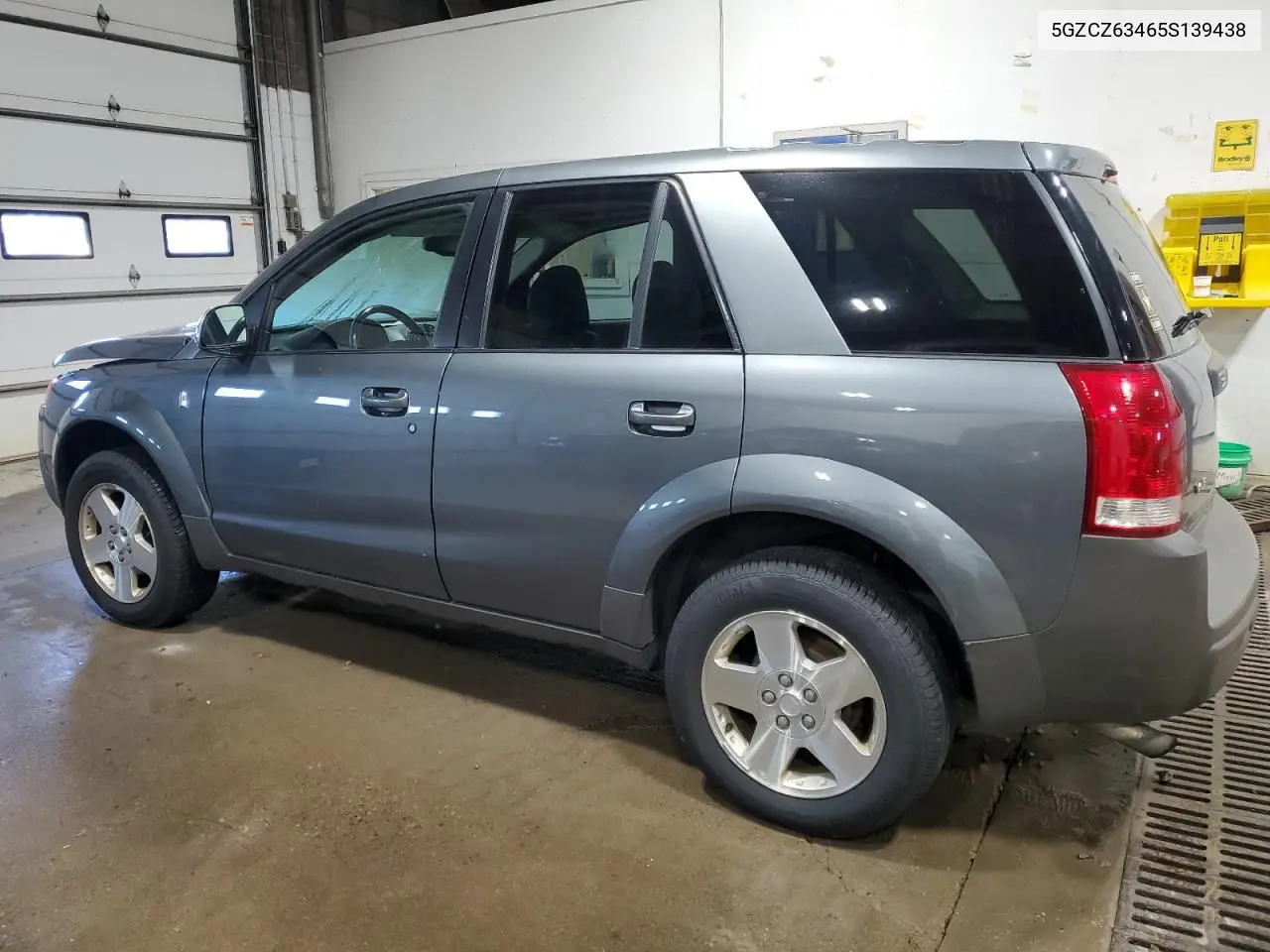 2005 Saturn Vue VIN: 5GZCZ63465S139438 Lot: 64807095