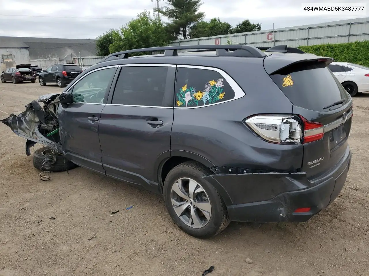 2019 Subaru Ascent Premium VIN: 4S4WMABD5K3487777 Lot: 61837415