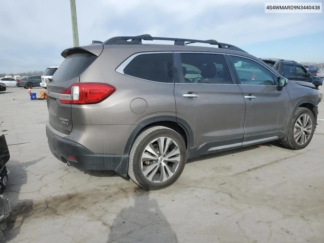 2022 Subaru Ascent Touring VIN: 4S4WMARD9N3440438 Lot: 46929705
