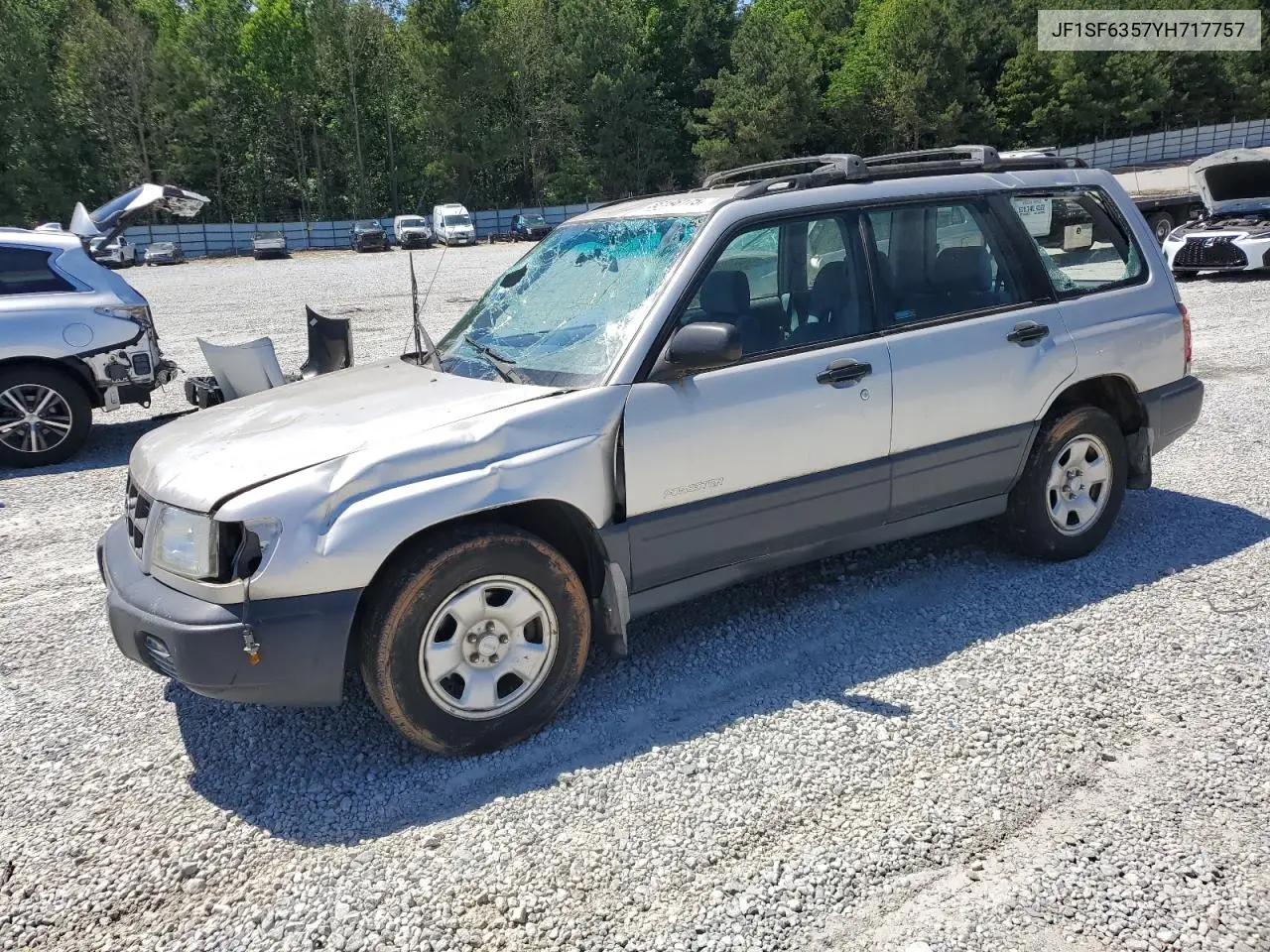 2000 Subaru Forester L VIN: JF1SF6357YH717757 Lot: 58198175
