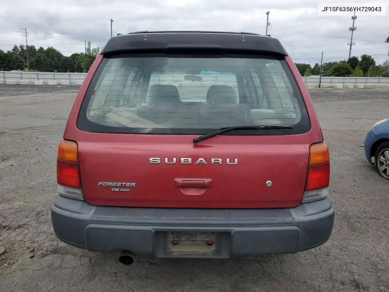 2000 Subaru Forester L VIN: JF1SF6356YH729043 Lot: 60245895