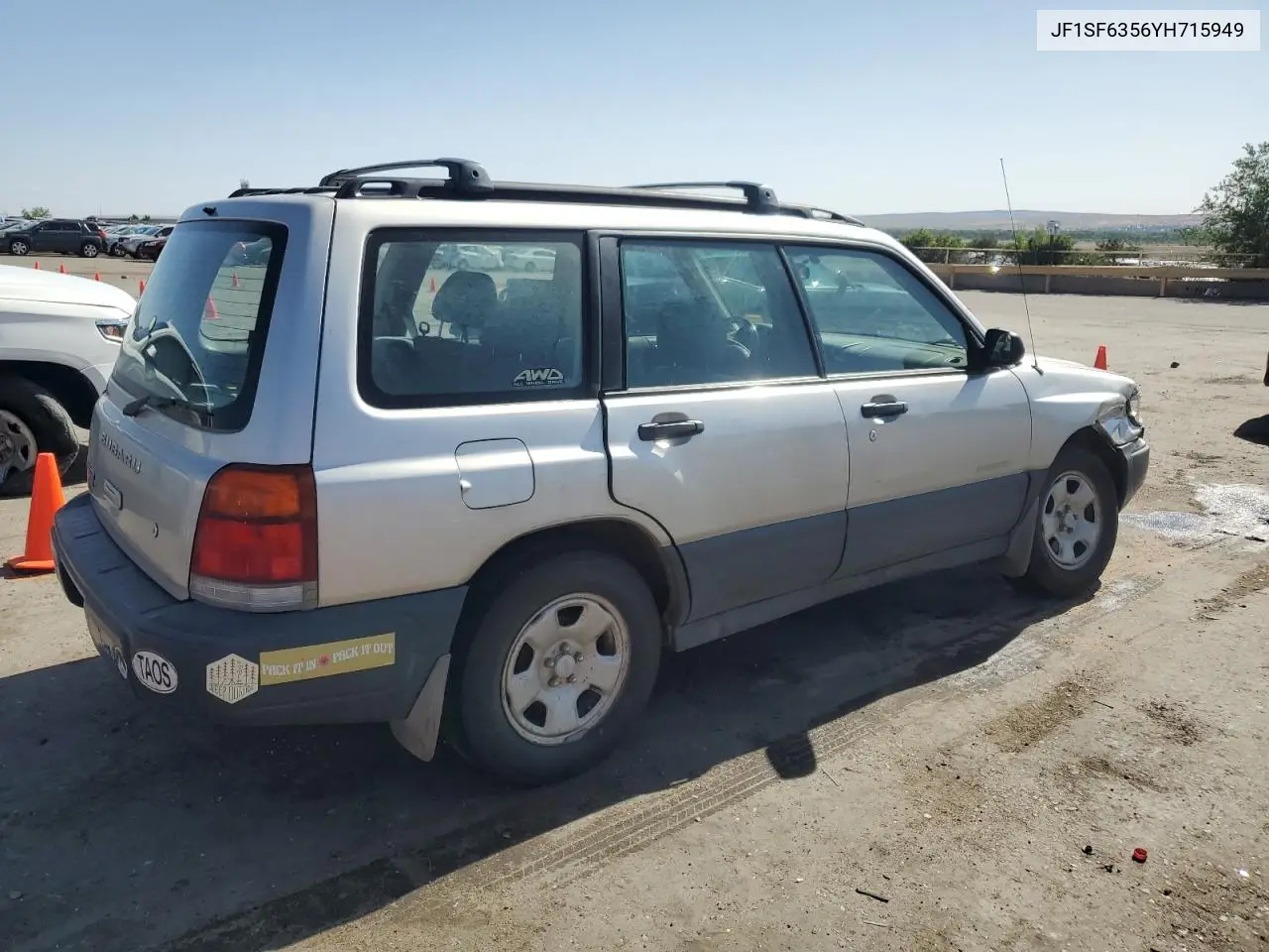 2000 Subaru Forester L VIN: JF1SF6356YH715949 Lot: 60897255