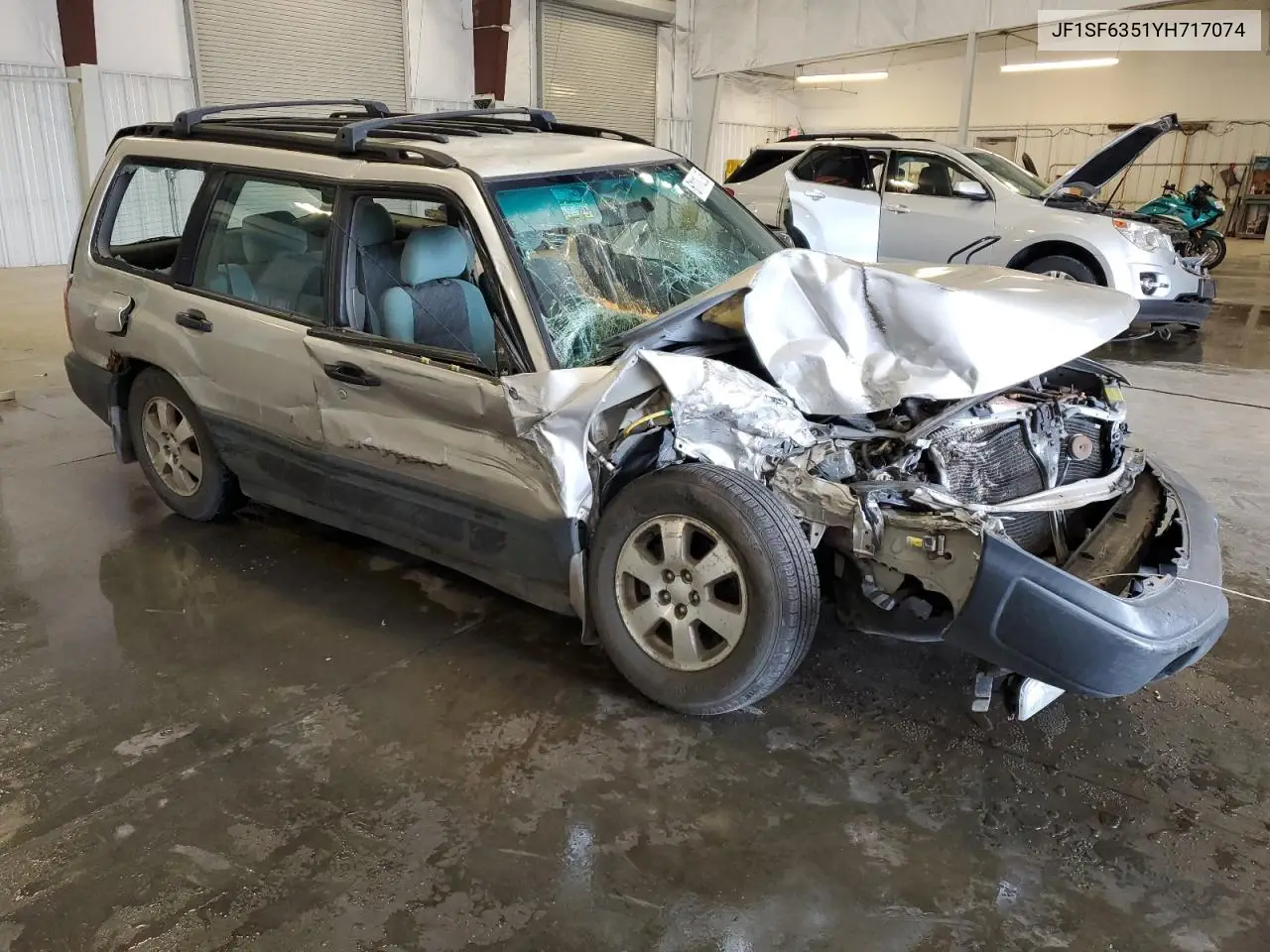 2000 Subaru Forester L VIN: JF1SF6351YH717074 Lot: 61110095