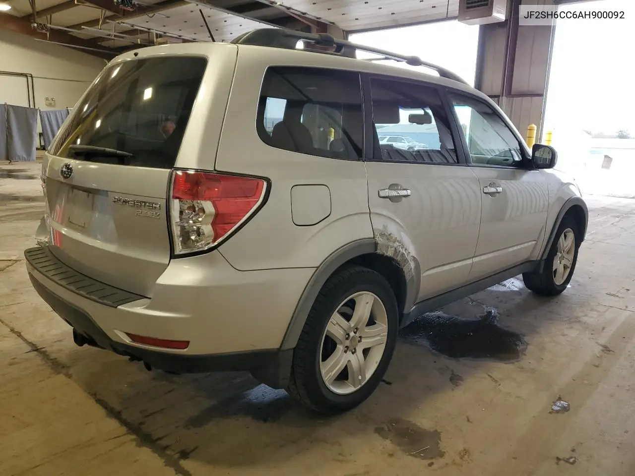 2010 Subaru Forester 2.5X Premium VIN: JF2SH6CC6AH900092 Lot: 53939255