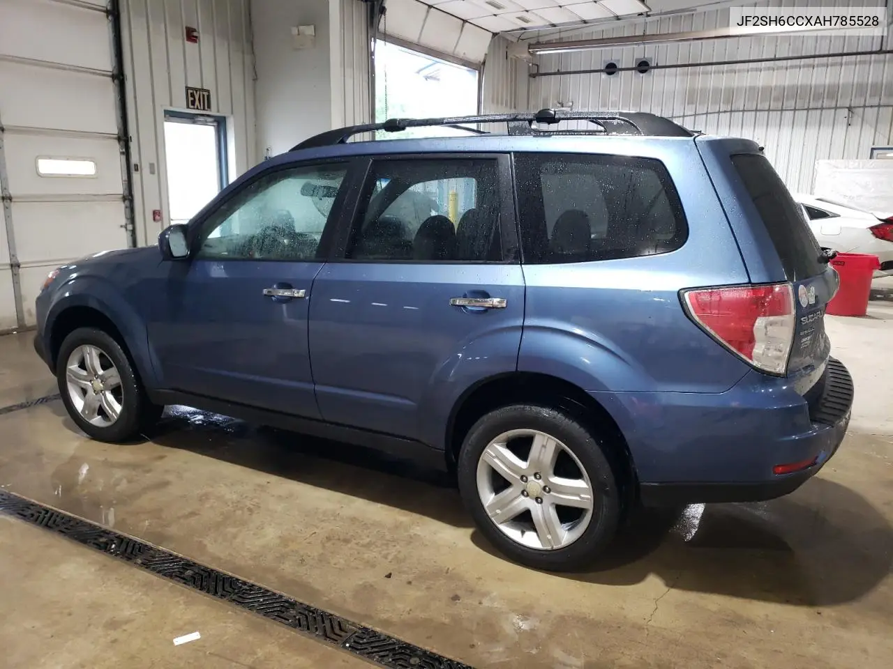 2010 Subaru Forester 2.5X Premium VIN: JF2SH6CCXAH785528 Lot: 56017375