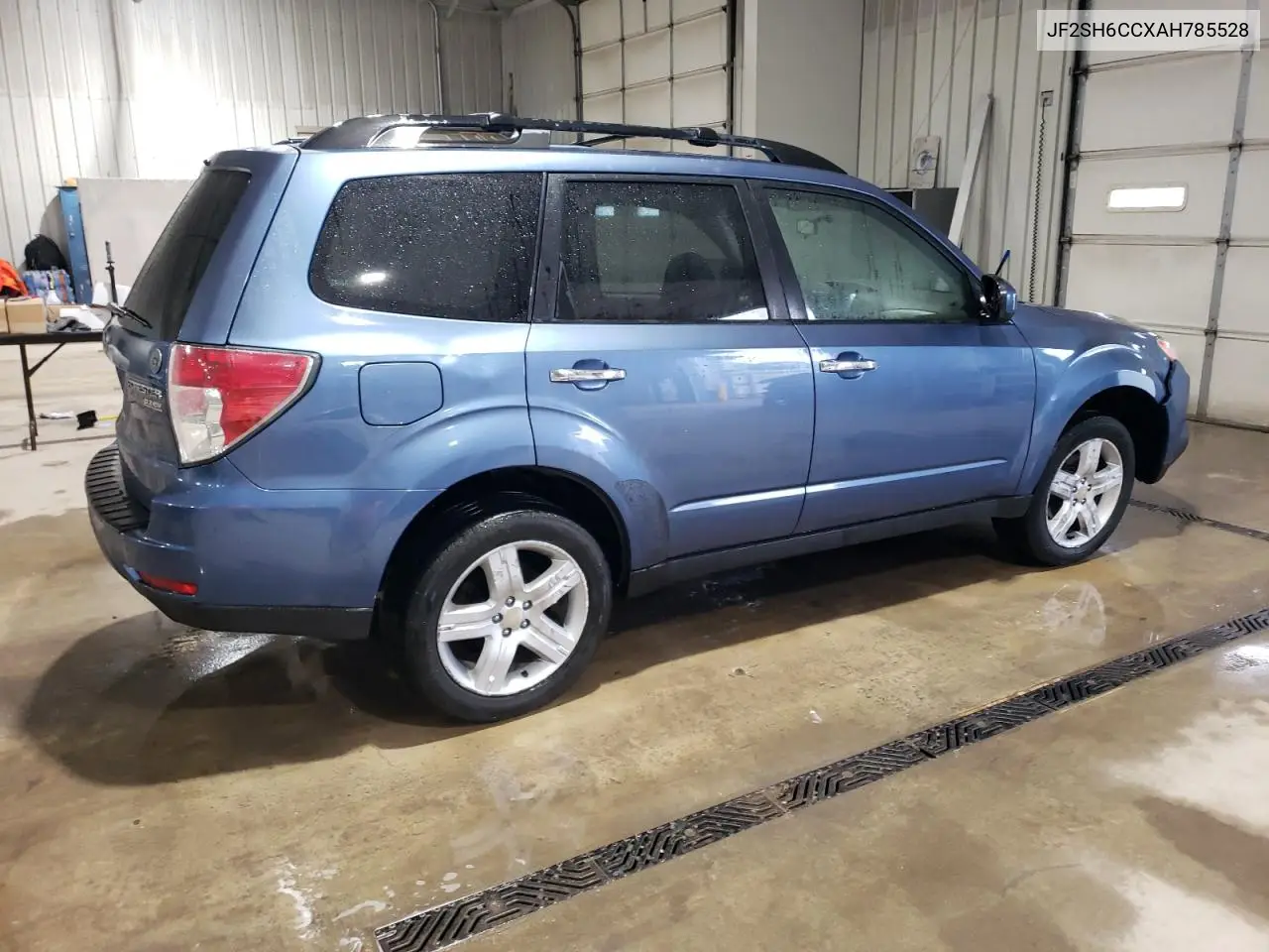 2010 Subaru Forester 2.5X Premium VIN: JF2SH6CCXAH785528 Lot: 56017375